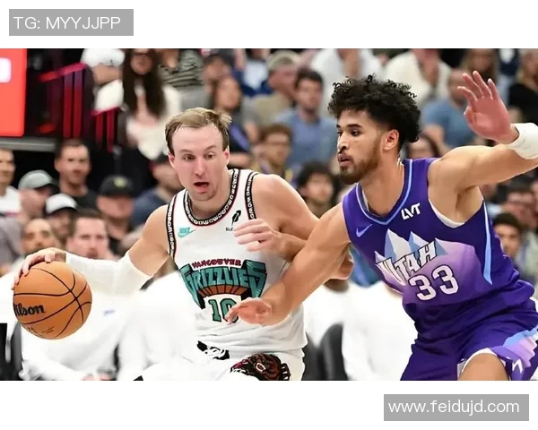 赛季场均8.5分!NBA杯老鹰迎战猛龙 肯纳德因病缺席比赛 赛季场均8.5分!NBA杯老鹰迎战猛龙 肯纳德因病缺席比赛