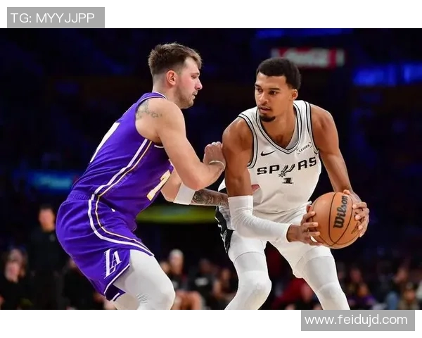 文班亚马回归再等等，明天对战湖人确定缺席