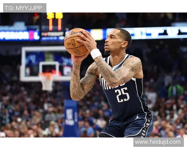 高效爆发！华盛顿第三节6中5得到12分2篮板