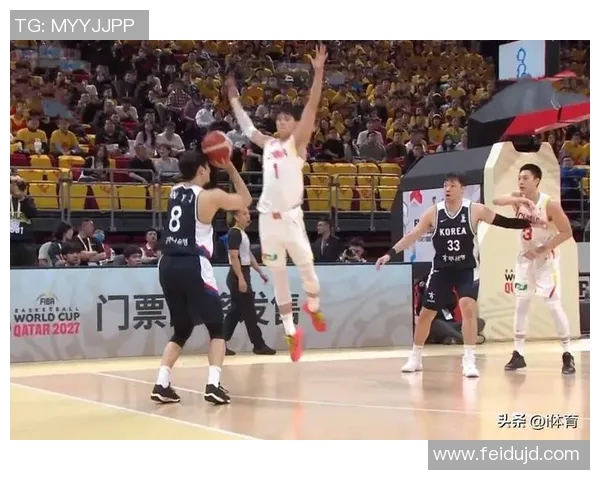 没硬来！王俊杰低位遭遇双人包夹助攻队友斯迈利命中三分