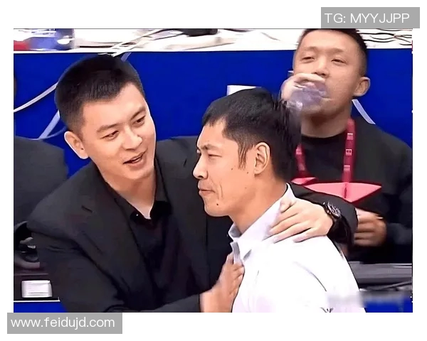 不是张庆鹏，豪门官宣，名帅下课，曾执教女篮，杨鸣上任有结论